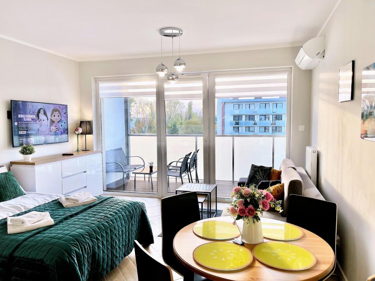 Baltic Comfort Spa Apartment With Free Pool, Saunas & Fitness - Kasprowicza 20 コウォブジェク エクステリア 写真