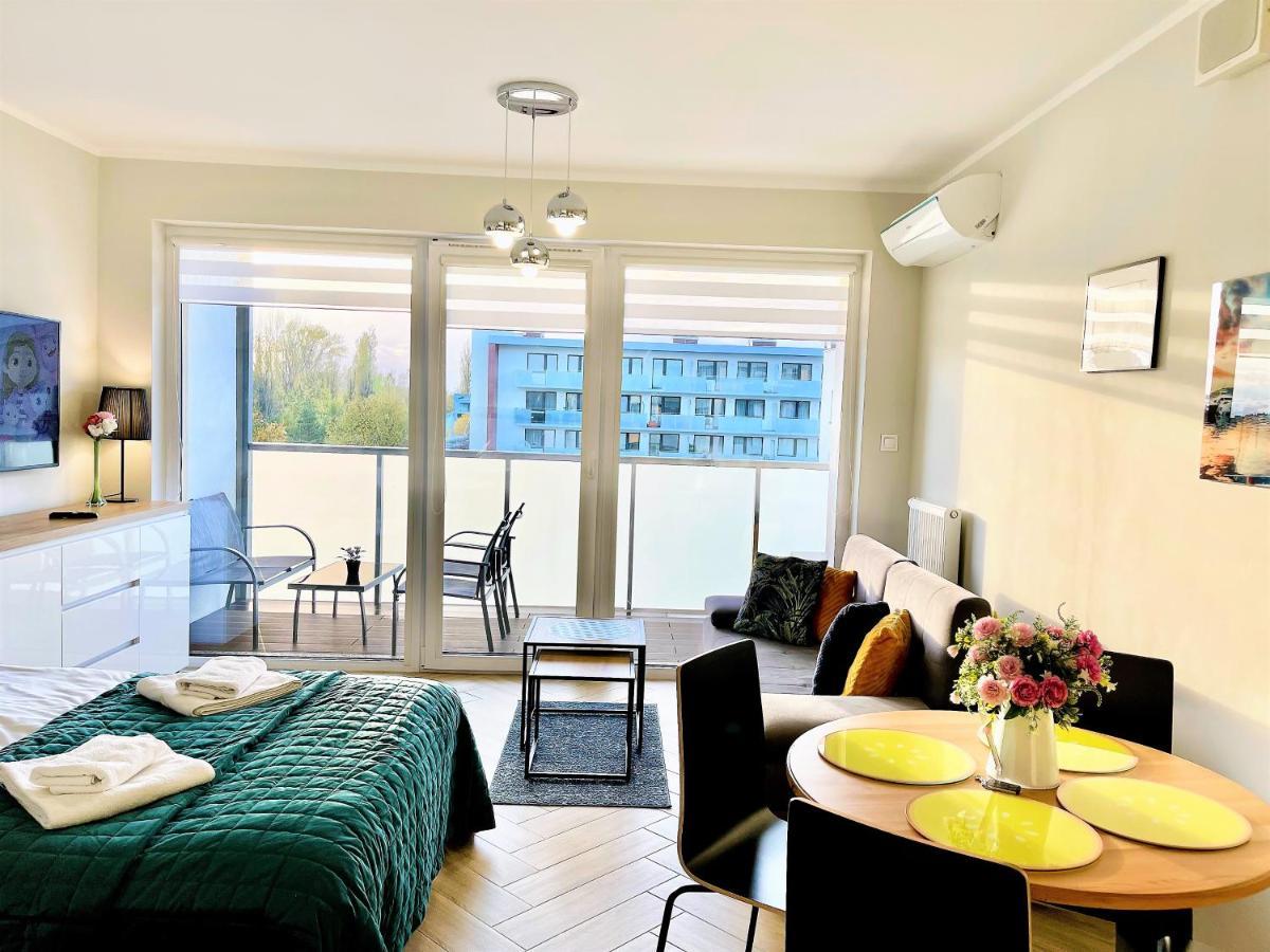 Baltic Comfort Spa Apartment With Free Pool, Saunas & Fitness - Kasprowicza 20 コウォブジェク エクステリア 写真